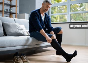 Conquering the Skies: Comfort, Circulation, and DVT Prevention on Long Flights 