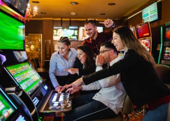 Play Piggy Riches Slot