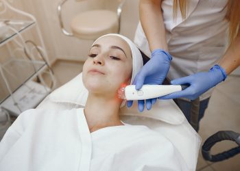 Cold Laser Therapy: A Natural Alternative to Pain Medication