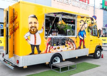 Heat Custom Food Truck Builders & Wraps: Elevate Your Mobile Business