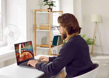 Risk, Reward, and the Rise of Online Entertainment: What Roulette Can Teach Us About Strategy