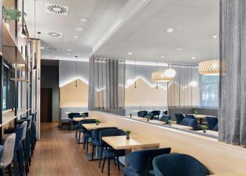 Eastern Courtyard Lounge