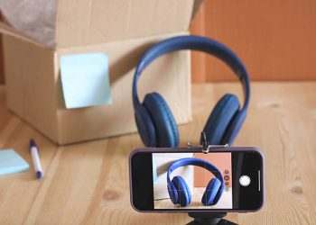 Get Earphones Delivered in 10 Minutes: What’s Available on Quick Commerce Apps
