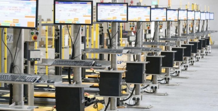 Are a Robotic Arm and a Conveyor Belt the Ultimate Automation Duo for Your Factory?